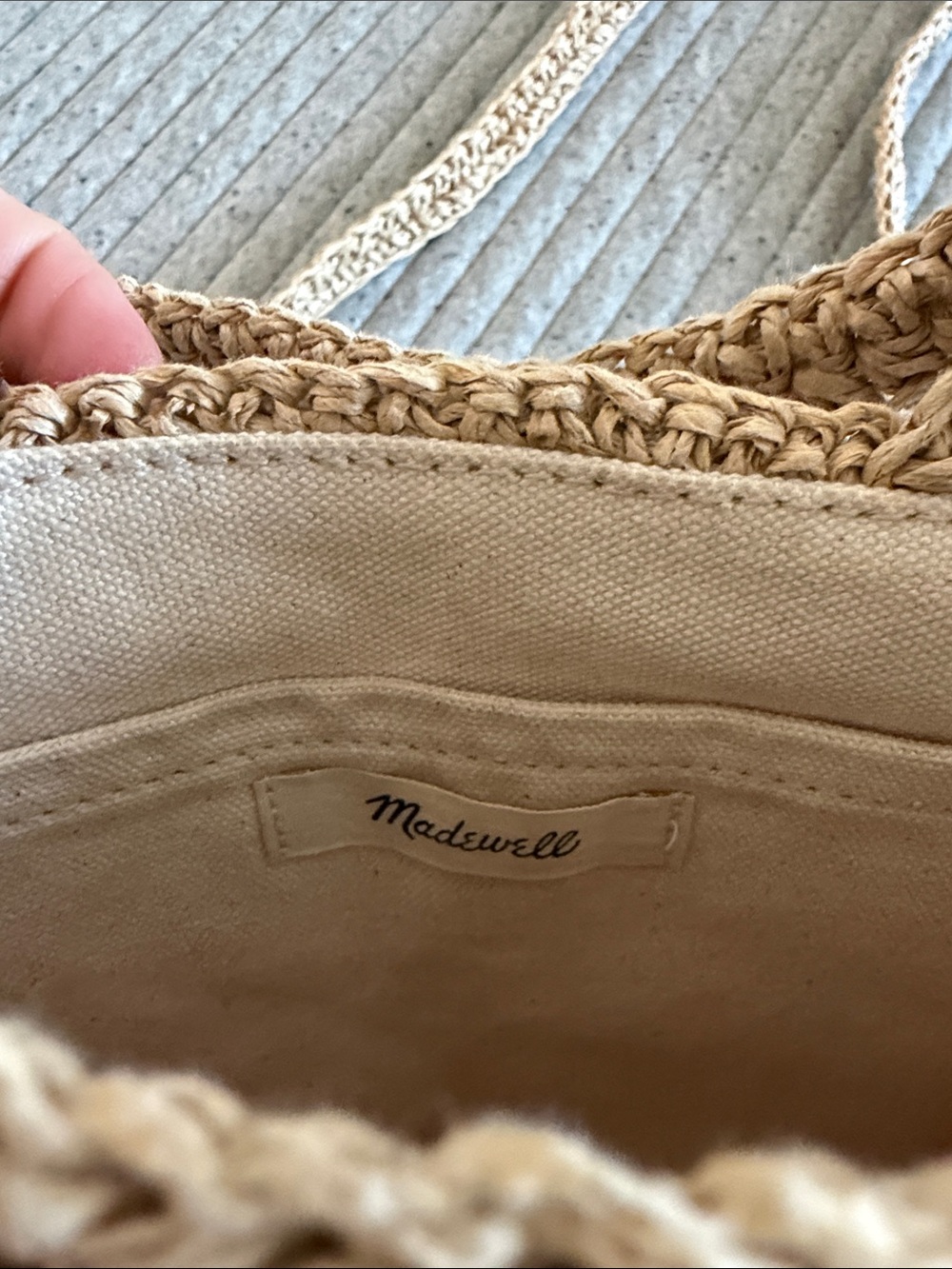 Madewell woven purse - Picture 2 of 2
